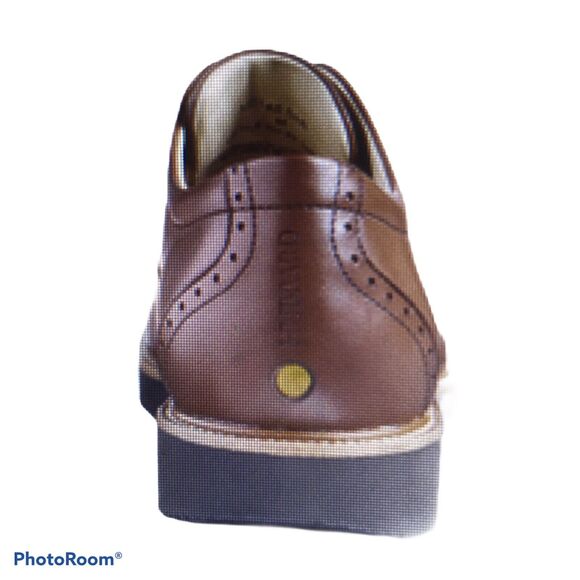 Samuel Hubbard Mens 8 Market Cap Semi Brogue Whiskey Cap Toe Oxford Vibram NEW